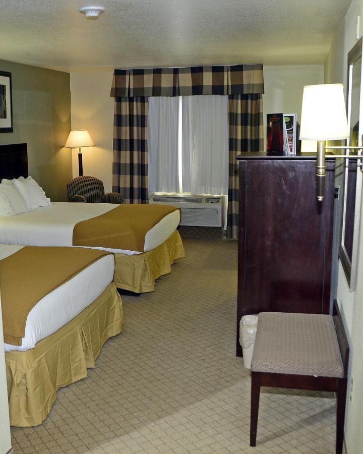 Holiday Inn Express & Suites Alamogordo Highway 54/70, An Ihg Hotel Exterior photo